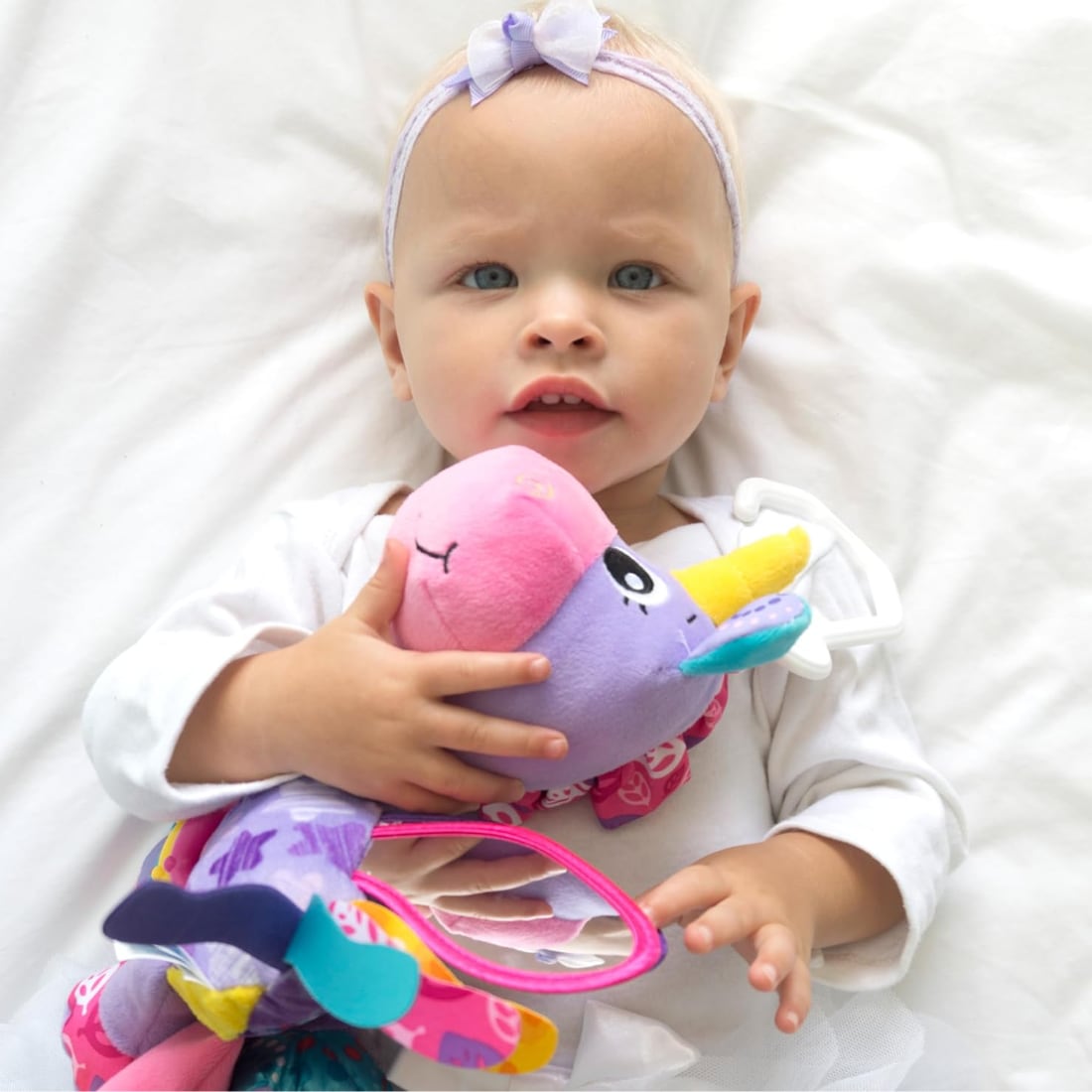 Sonajero Amigos y Actividades PLAYGRO Unicornio Stella