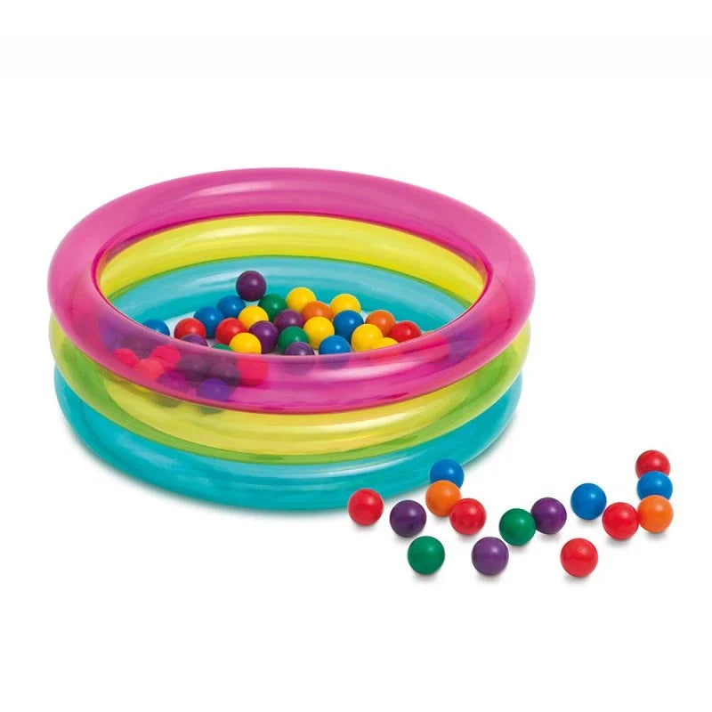 Piscina Centro de Juegos Inflable INTEX con 50 Pelotas