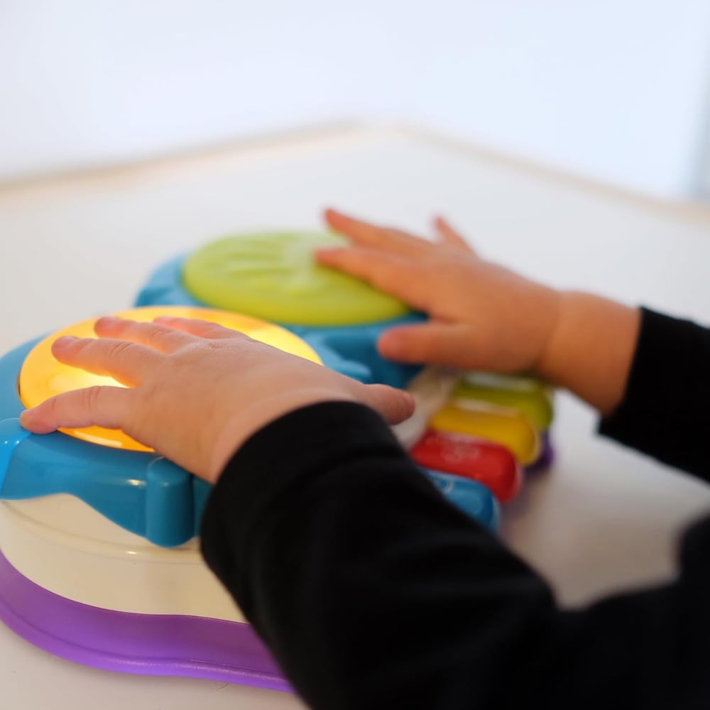 Piano de Música y Luces Estimulantes PLAYGRO