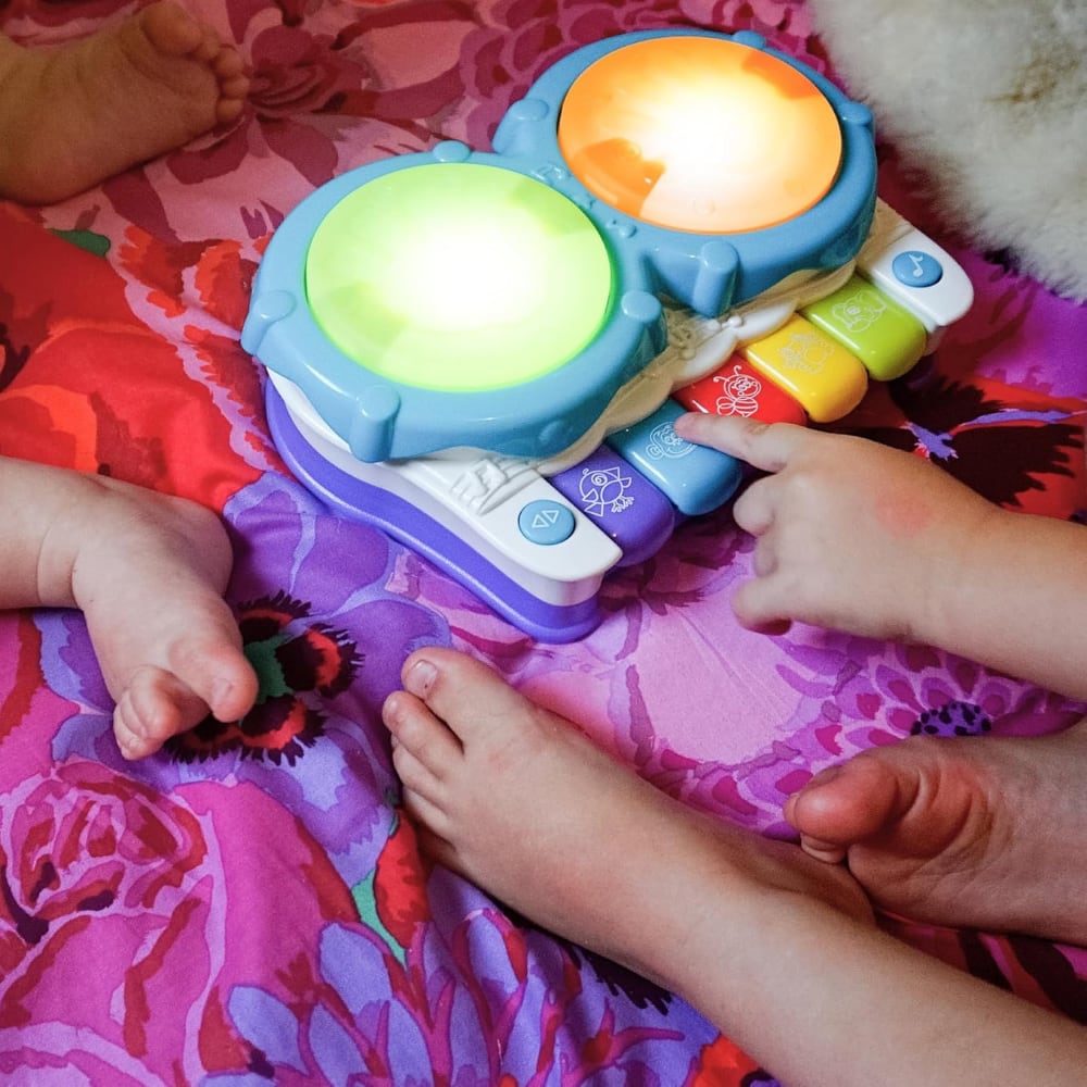 Piano de Música y Luces Estimulantes PLAYGRO