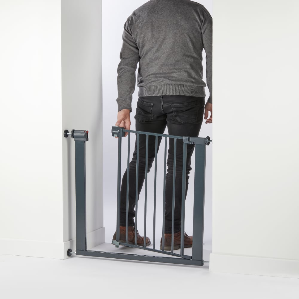 Puerta de Seguridad con Cierre Automático SAFETY 1ST, Negra